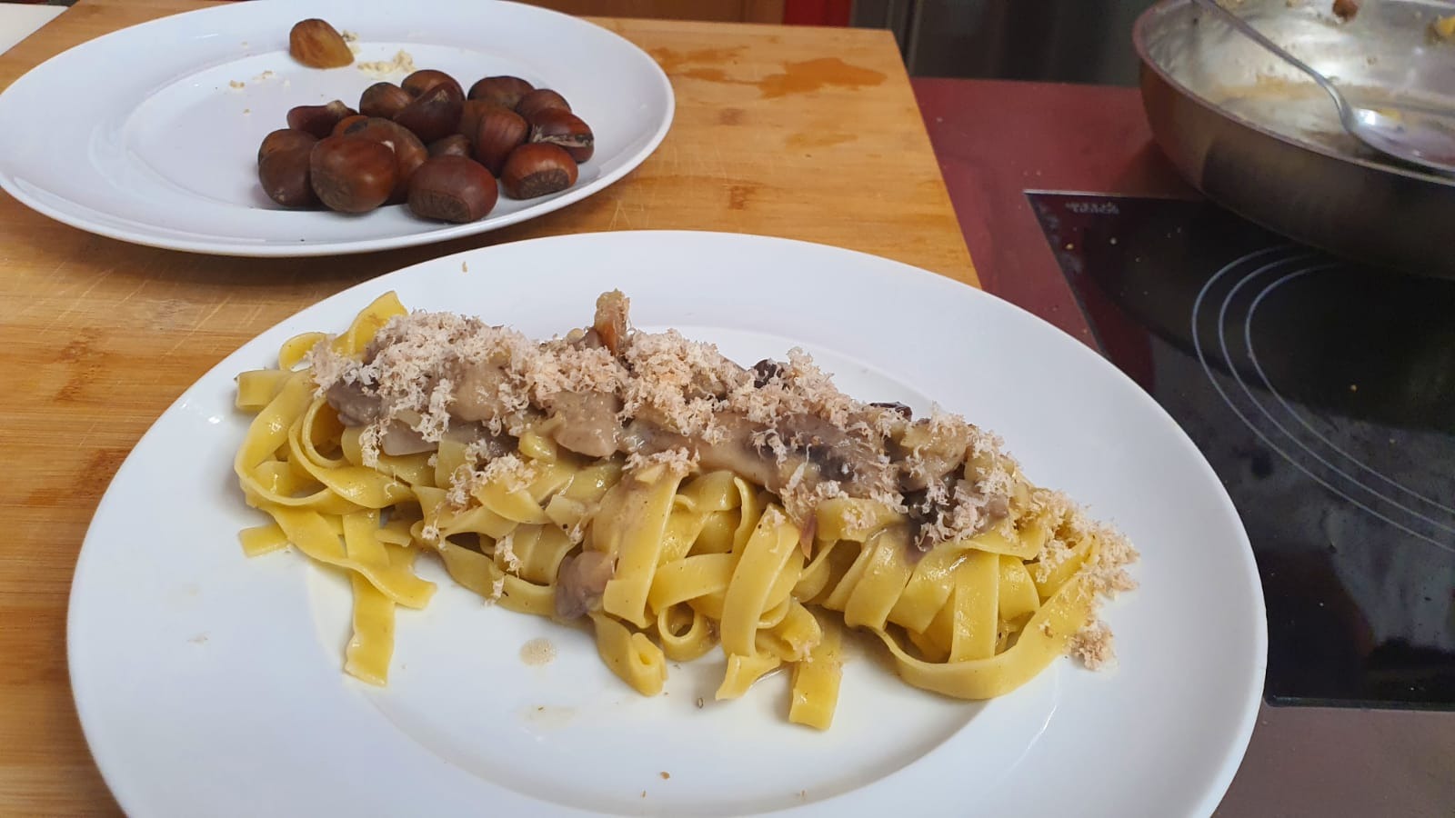 Tagliatelle porcini e castagne